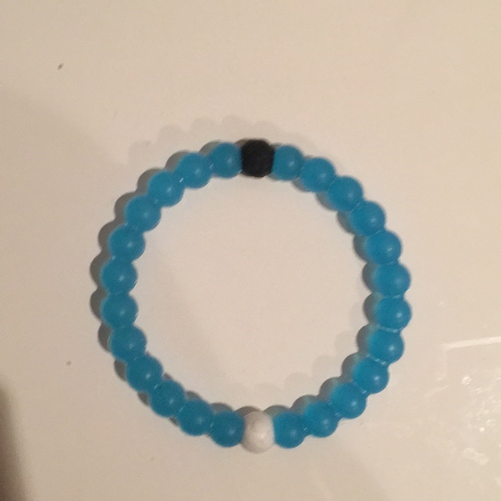 Blue live lokai bracelet